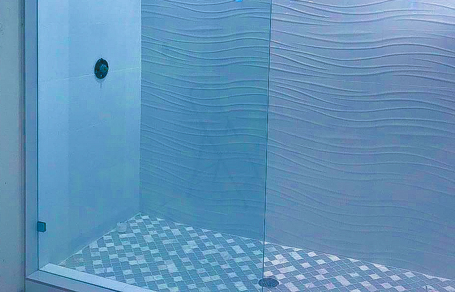 Glass shower.